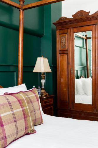 Shannon-Kings-Centre-Maldon-218-of-1400-Edit-2